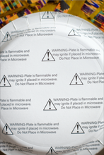 Load image into Gallery viewer, 80 pieces, Metallic Kente Printed Party Bundle / Juneteenth / Black History Party Supplies